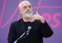 Protestë në Tiranë për Zvërnecin, Rama: Kush e ka kërcënuar natyrën? Pishë-Poro zonë e mbrojtur që lejon zhvillimin, investime të tilla do t’i donte çdo vend
