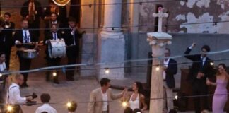 Itali/ Dua Lipa dhe Callum Turner nisin në Palermo festimet për martesën, muzikë deri në orët e para të mëngjesit! Sonte do të performojë Elton John