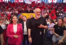 Socialistët festojnë 35-vjetorin e PS Elbasan, i pranishëm kryeministri Rama dhe qindra qytetarë! Mazniku: Partia jonë është si një pemë, forcën e ka te rrënjët