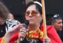 Qytetarja nga protesta: Argita Berisha dhe familja e ish-kryeministrit na kanë marrë pronat në Divjakë! Ne të persekutuarit s’përfituam asgjë nga qeveria e PD