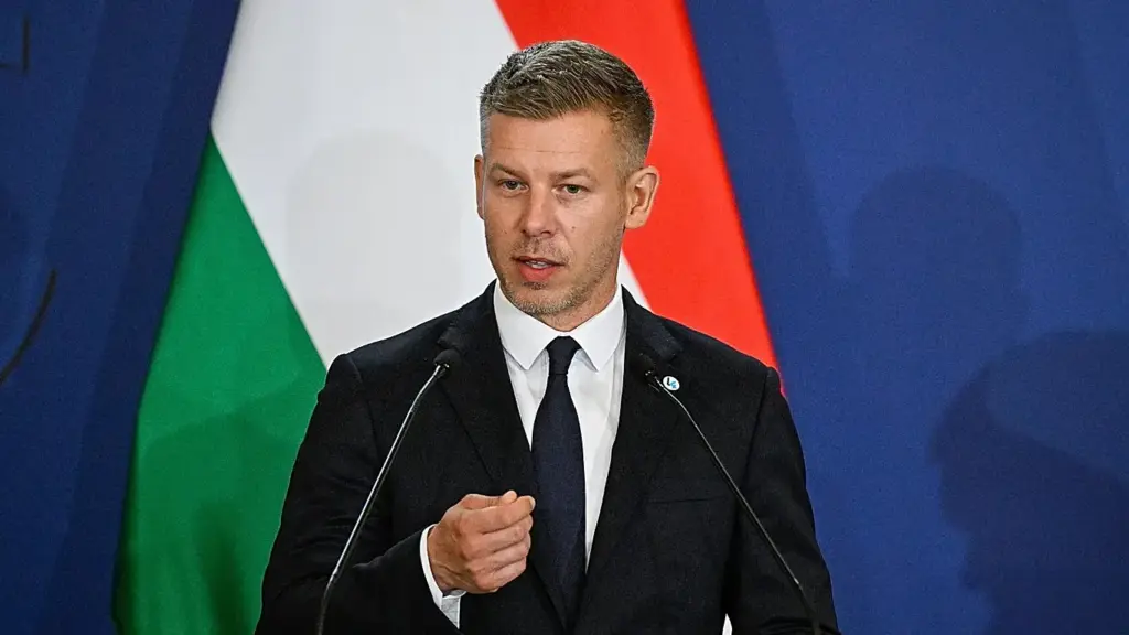 BE ja shkurton afatin e pranimit të Ukrainës për shkak të rezistencës hungareze