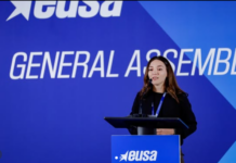 Helena Kaçe që hapi Kongresin e PS, thirrje neomalësores: Dorëzo Mandatin!
