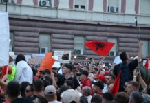 Nga apatia politike te ndërgjegjja qytetare: Një moment vendimtar për Shqipërinë
