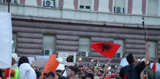 Nga apatia politike te ndërgjegjja qytetare: Një moment vendimtar për Shqipërinë