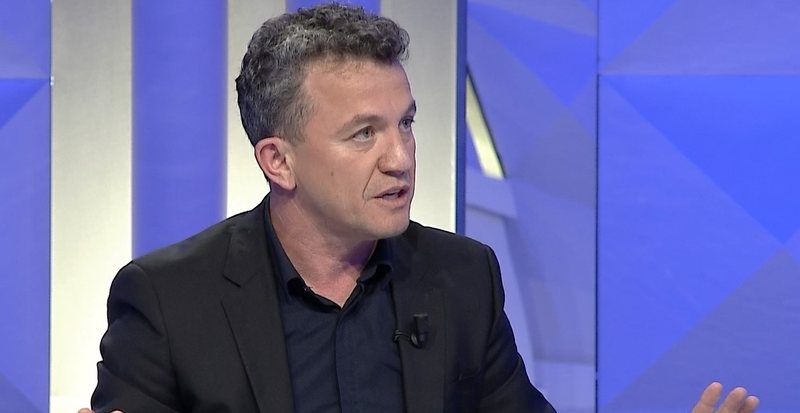  Po Altin Dumani ç pati    Berat Buzhala  Kush po nxit sentimentet antiamerikane në Shqipëri 