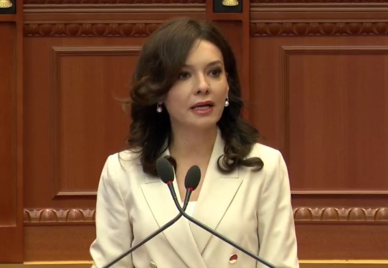 Spiropali  Unë jam dhe do të jem në PS  kush i ka bërë dëm partisë të shkojë aty ku ka vendin 