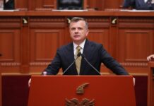 Balla: Protestat që bllokojnë rrugët po dëmtojnë imazhin e Shqipërisë, turizmin dhe ekonominë