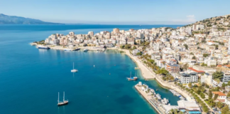 “Si Viaggia”: Saranda mes perlave të Mesdheut për të shijuar pushimet në qershor