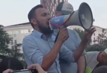 Altin Goxhaj nxjerr “kushëririn” në ballë të protestës: Në Zvërnec do ndërtohet Palestina