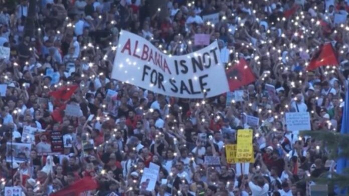 -800-0-1781892056x1781891817-proteste-806