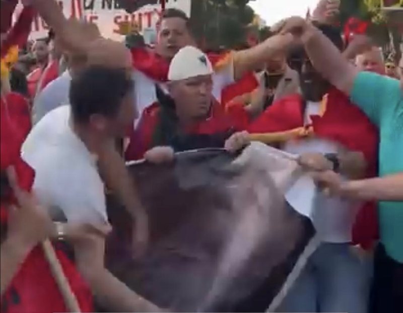 Shqipëria vazhdon te sillet si një vend që ende nuk ka kaluar nga fisi tek qyteti