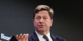 Shefi i ri i inteligjencës kombëtare të SHBA, Trump vendos të emërojë prokurorin Jay Clayton