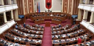 Kuvendi forcon luftën ndaj dezinformimit: Ngrihet nënkomisioni parlamentar, në fokus ndërhyrjet e huaja