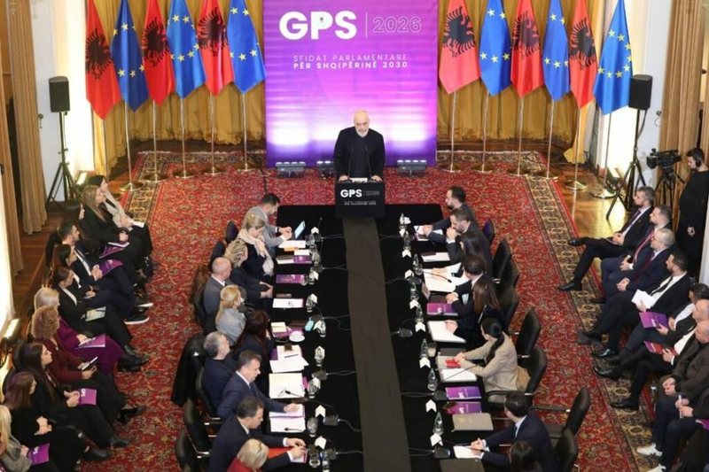 PS mbledh grupin parlamentar të shtunën  çfarë pritet të ndodhë 