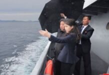 Kim Jong Un merr pjesë në provën e navigimit të shkatërruesit Kang Kon