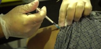 Vaksina ndaj Covid mbron edhe zemrën, studimi: Ul ndjeshëm rrezikun për infarkt dhe goditje në tru