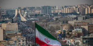 22 shtete, përfshirë Shqipërinë publikojnë mesazhin e përbashkët: Iranit të ndalë sulmet ndaj njerëzve në “tokën e tonë”