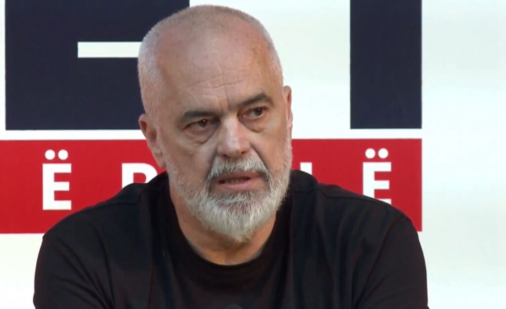 Protesta kundër ndërtimit në Zvërnec  Rama  Të anuloj projektin  Kur të jetë gati do ta paraqesim publikisht