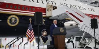 Trump prezanton avionin 400 milionë dollarë të dhuruar nga Katari për flotën Air Force One