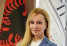 Mesazhi i Anxhela Paparizos ish-drejtoreshës së QSUT