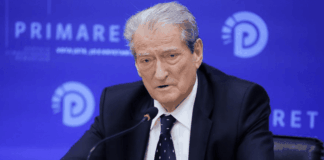 Berisha i prerë: Jemi plotësisht pro projektit në Zvërnec, Kushner ka paratë