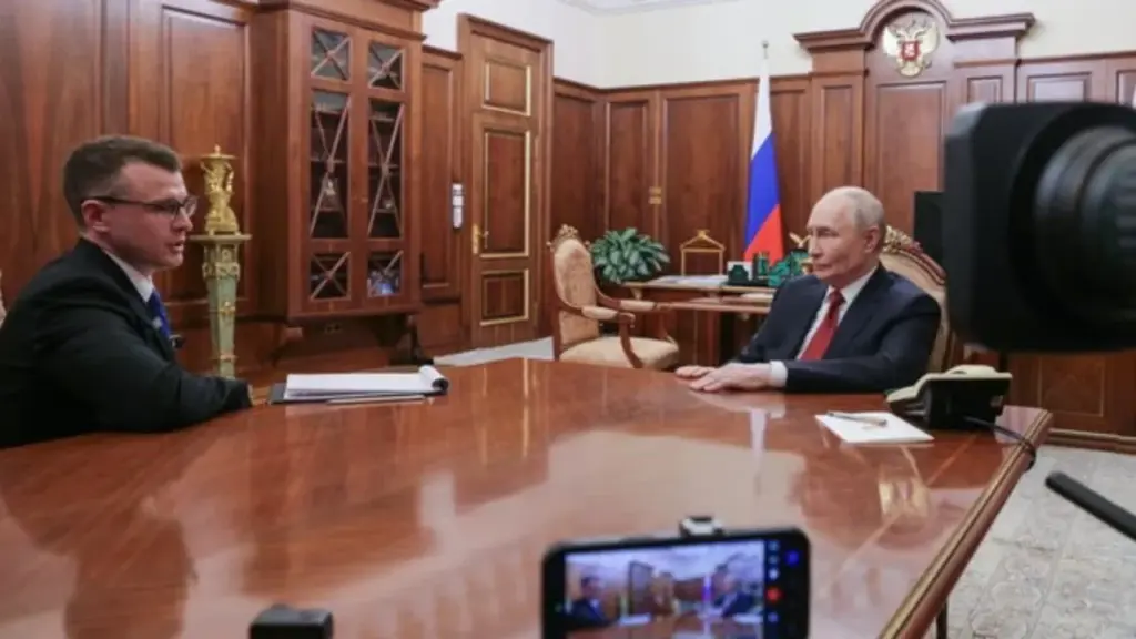 Sulmet me dronë ukrainas godasin rafineritë  Putin pranon mungesën e karburantit në Rusi  Është kthyer në problem