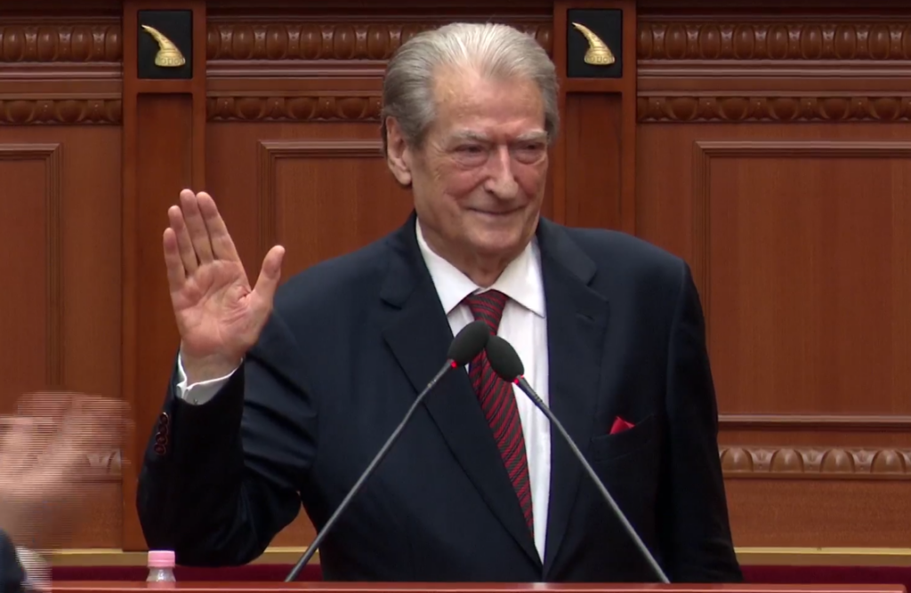 I hiqet non grata  Berisha  Unë erdha  u krye
