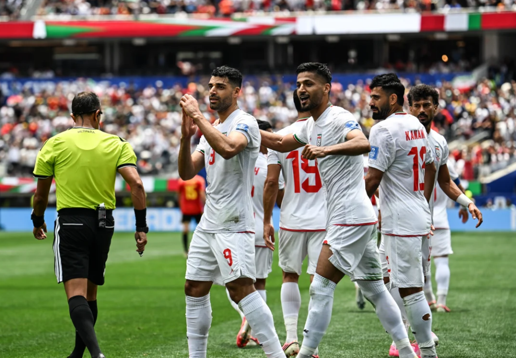 Ekipi iranian lë një shënim në dhomën e zhveshjes  zbulohet mesazhi