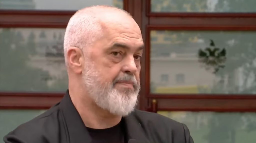 Rama  Koha kur njerëzve u tregohej burgu në rrugë  e kemi lënë pas 