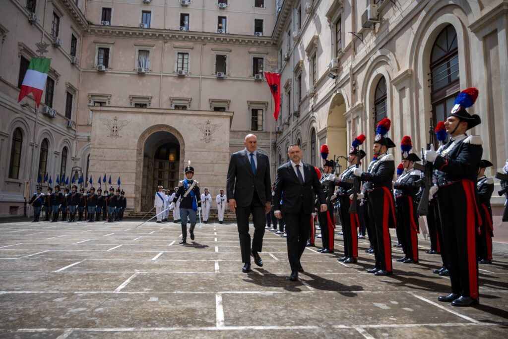 Nufi   Intensifikojmë bashkëpunimin strategjik me Italinë në fushën e mbrojtjes dhe sigurisë 