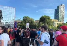 Nis PROTESTA e DITËS së 15 në Tiranë
