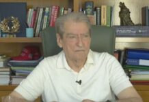 Berisha: Protesta është e demokratëve, kemi dal aty pa simbole