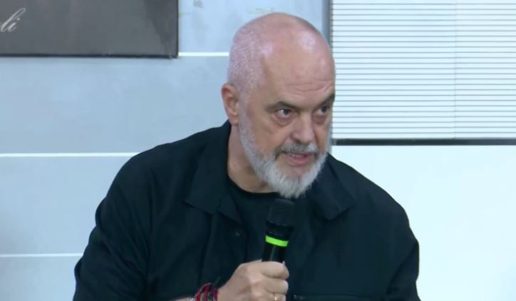  Po bëhen me AI video protestash që nuk ekzistojnë  buzëdetit miliona njerëz   Rama  Nuk duhet shumë për të na bërë gropën