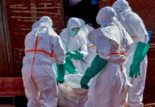 Shpërthimi i Ebolës, autoritetet shëndetësore afrikane ngrenë alarmin: Janë humbur gjurmët e rreth 300 pacientëve në Kongo