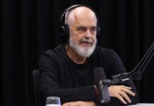 Rama reagon për pjesëmarrjen e shqiptarëve nga Kosova dhe Maqedonia e Veriut në protestën në Tiranë: Ata nuk janë diasporë