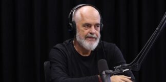 Rama reagon për pjesëmarrjen e shqiptarëve nga Kosova dhe Maqedonia e Veriut në protestën në Tiranë: Ata nuk janë diasporë