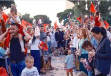 Pse kjo protestë duhet lexuar si një “revoltë e të mënjanuarve”?