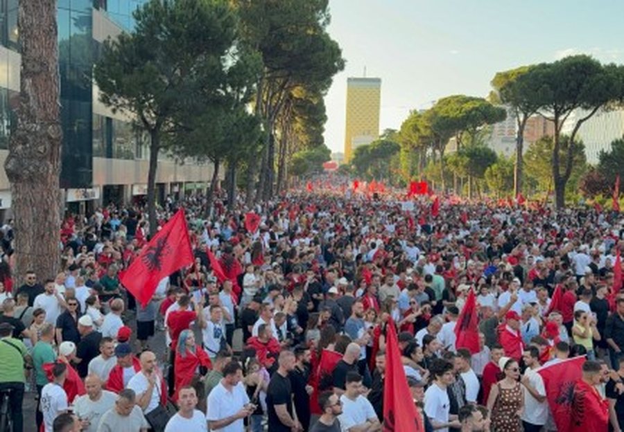 Protesta e 25 të në Tiranë