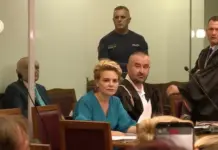 Meta përplaset me Kryemadhin në sallën e gjyqit. Ish-Presidenti: I di vetë ajo veprimet e saj. Ish-bashkëshortja: Mos u merr me llafe grash, vjen këtu me thashethemet e Dumanit