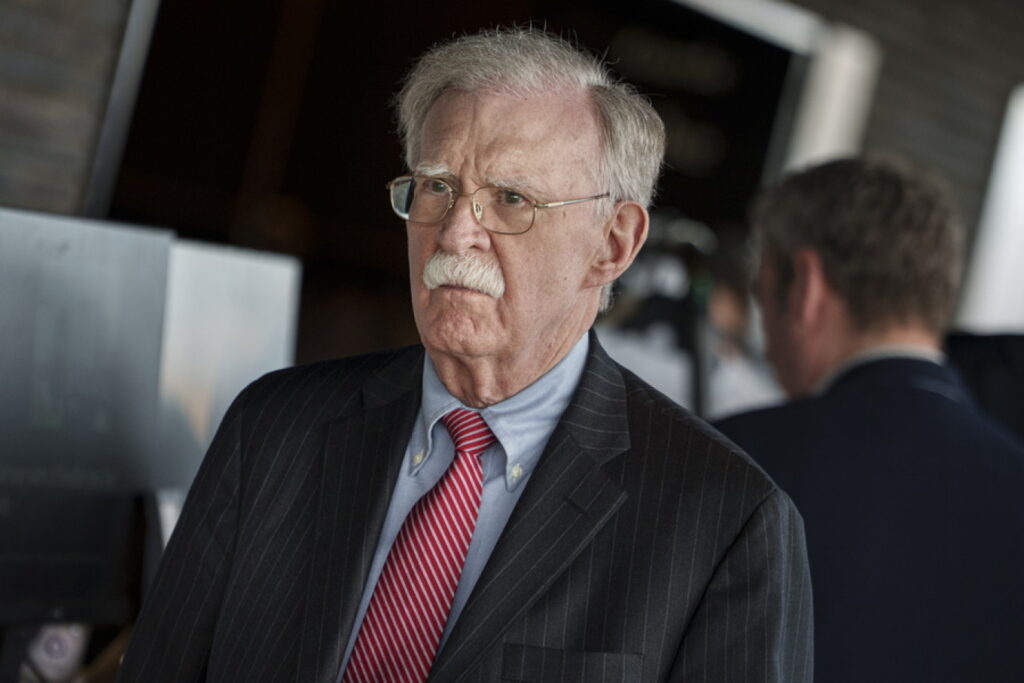 CNN  Ish këshilltari i Trump drejt pranimit të fajësisë  John Bolton rrezikon deri në 5 vite burg për mbajtje të paligjshme të dokumenteve sekrete