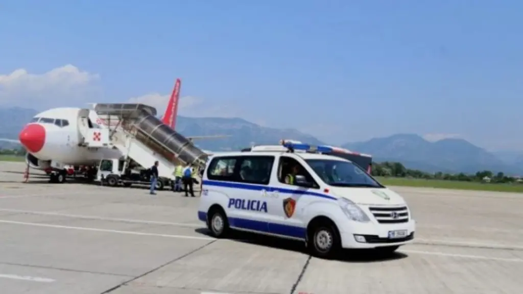 Në kërkim ndërkombëtar për narkotikë  Në pranga 6 persona  pritet ekstradimi nga Dubai