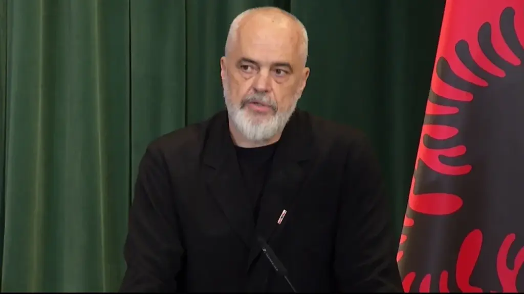 Ngjarja e rëndë në Maliq  kryeministri Rama shpall  Dëshmor i Atdheut  efektivin e vrarë  Ndëshkim maksimal për autorin