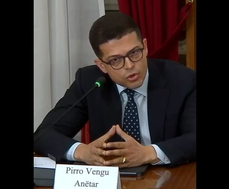 Vengu kritika opozitës  Po delegjitimoni administratën  kujtoni se është dhe e juaja