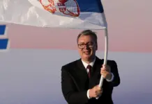 Vuçiç paralajmëron dorëheqjen, analistët zbulojnë planin: Synon postin e kryeministrit
