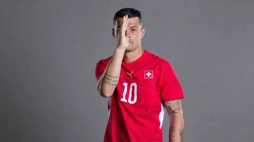 Chelsea nuk dorëzohet   Blutë  bëjnë gati ofertën e radhës për Granit Xhakën  mbetet për t u bindur Sunderland i