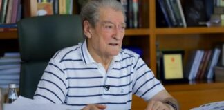 Berisha ‘shet’ protestën e fermerëve në Prishtinë si ngjarje në Shqipëri! Balla: Turpi shenjë e pjekurisë, por jo për një mashtrues