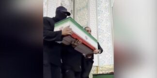 U pretendua se ishte Mojtaba, zbulohet identiteti i burrit me maskë në funeralin e Ali Khameneit