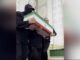U pretendua se ishte Mojtaba, zbulohet identiteti i burrit me maskë në funeralin e Ali Khameneit