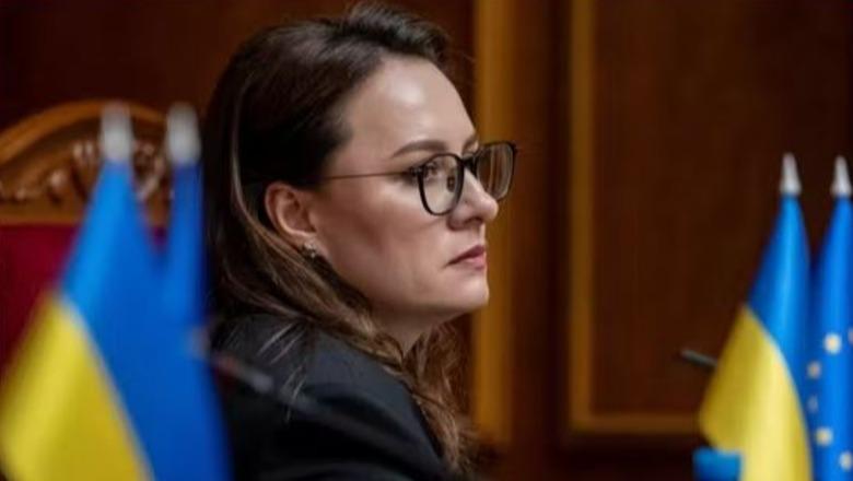 Zelensky njofton riorganizimin e qeverisë ukrainase  paralajmëron largimin e kryeministres Yulia Svyrydenko