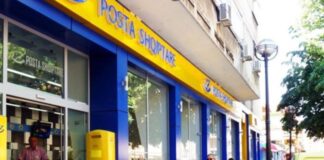 Posta Shqiptare kallëzon punonjësit, dyshohet se vodhën 700 mijë euro në filialin në Durrës! Dorëhiqet drejtoresha